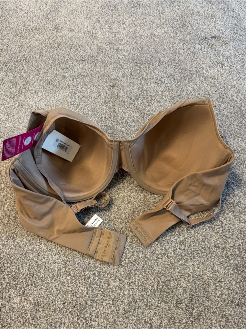 Wonderbra Nude/Tan T-Shirt Bra - Picture 5 of 7
